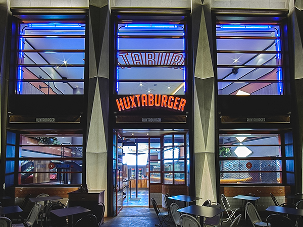 Huxtaburger restaurant exterior